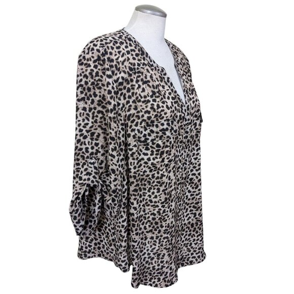 Torrid Harper Georgette Blouse Womens Plus 3X Leopard Print Roll Tab Split Neck - Picture 7 of 14